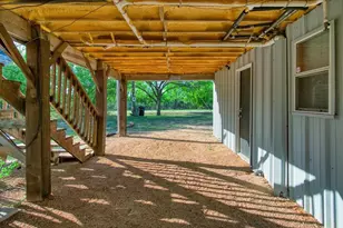 2433 Co Rd 102, Llano, TX 78643 - Photo 33