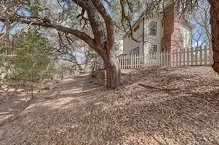 507 W Travis St, Fredericksburg, TX 78624 - Photo 39