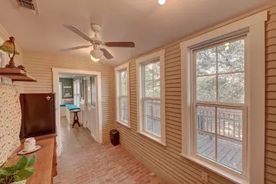 507 W Travis St, Fredericksburg, TX 78624 - Photo 11