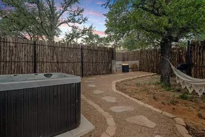 1956 Loudon Rd, Fredericksburg, TX 78624 - Photo 11