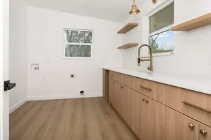 803 Sunset St, Fredericksburg, TX 78624 - Photo 25