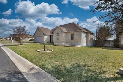 717 Northern Red Oak, Fredericksburg, TX 78624 - Photo 3