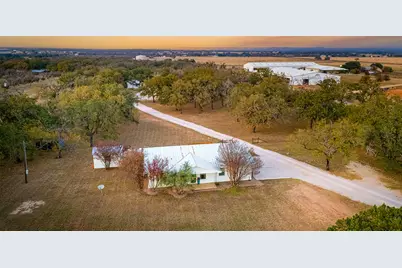 67 Shaun Ln, Fredericksburg, TX 78624 - Photo 19