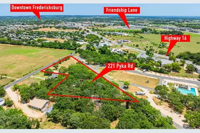221 Pyka Rd, Fredericksburg, TX 78624 - Photo 3