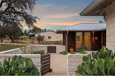 1808 Axis Circle, Fredericksburg, TX 78624 - Photo 5