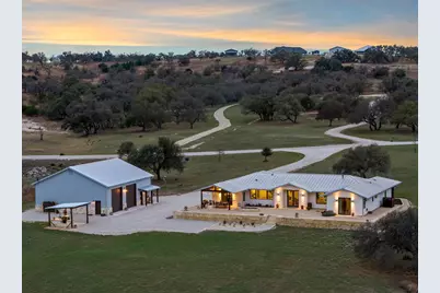 1808 Axis Circle, Fredericksburg, TX 78624 - Photo 3