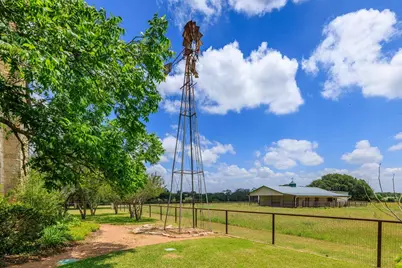 249 Eureka Ln, Fredericksburg, TX 78624 - Photo 13