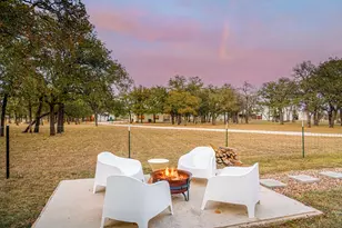 126 Shaun Ln, Fredericksburg, TX 78624 - Photo 17