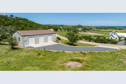 220 N Spies Ridge Dr., Fredericksburg, TX 78624 - Photo 57