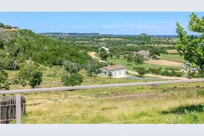 220 N Spies Ridge Dr., Fredericksburg, TX 78624 - Photo 19