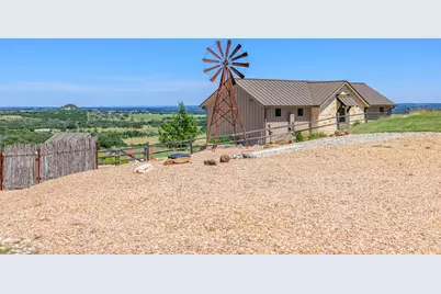 220 N Spies Ridge Dr., Fredericksburg, TX 78624 - Photo 57