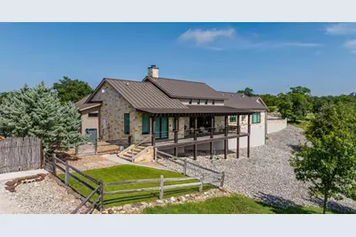 220 N Spies Ridge Dr., Fredericksburg, TX 78624 - Photo 9