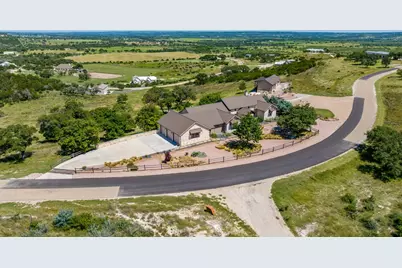 220 N Spies Ridge Dr., Fredericksburg, TX 78624 - Photo 3