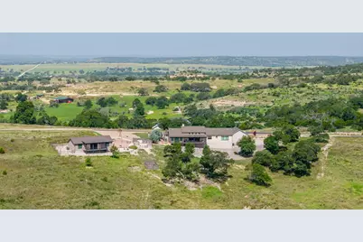 220 N Spies Ridge Dr., Fredericksburg, TX 78624 - Photo 9