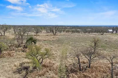 800 Lagrange Dr, Fredericksburg, TX 78624 - Photo 7