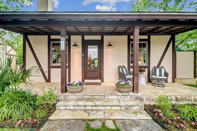 204 S Elk St, Fredericksburg, TX 78624 - Photo 29