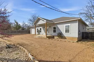 512 St Ann St, Fredericksburg, TX 78624 - Photo 1