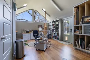 211 W Driftwood Dr, Fredericksburg, TX 78624 - Photo 33