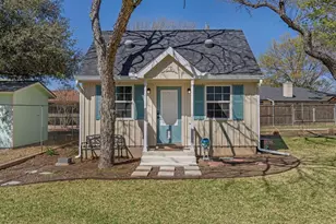 211 W Driftwood Dr, Fredericksburg, TX 78624 - Photo 29