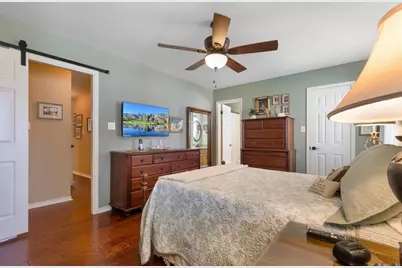 211 W Driftwood Dr, Fredericksburg, TX 78624 - Photo 15