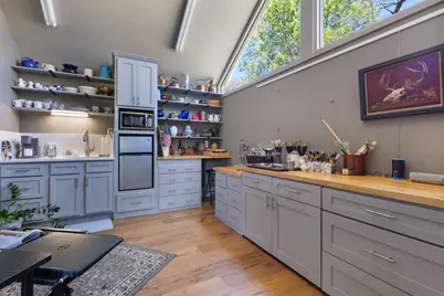 211 W Driftwood Dr, Fredericksburg, TX 78624 - Photo 31