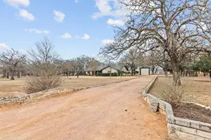 237 Emerald Loop, Fredericksburg, TX 78624 - Photo 3