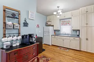 209 S Elk St, Fredericksburg, TX 78624 - Photo 11