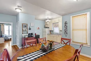 209 S Elk St, Fredericksburg, TX 78624 - Photo 21