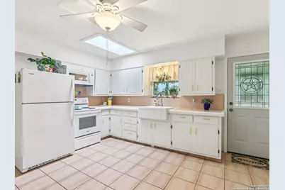 721 Rocky Creek Rd, Harper, TX 78631 - Photo 23