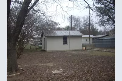 815 Sunset St, Fredericksburg, TX 78624 - Photo 9