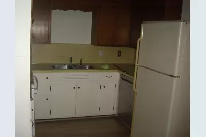 815 Sunset St, Fredericksburg, TX 78624 - Photo 3