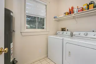 103 E Hackberry St, Fredericksburg, TX 78624 - Photo 17