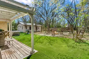 103 E Hackberry St, Fredericksburg, TX 78624 - Photo 19