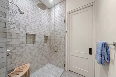 705 W Creek St, Fredericksburg, TX 78624 - Photo 23