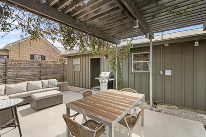 406 E College St, Fredericksburg, TX 78624 - Photo 23