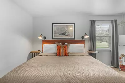 406 E College St, Fredericksburg, TX 78624 - Photo 17