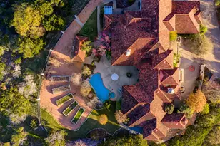 2121 Landmark Ln, Kerrville, TX 78028 - Photo 3