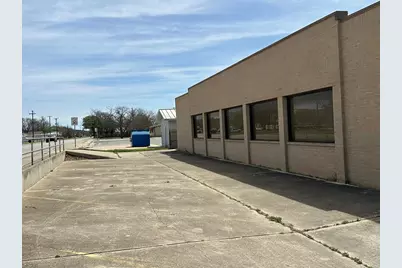 429 Earl Garrett, Kerrville, TX 78028 - Photo 9