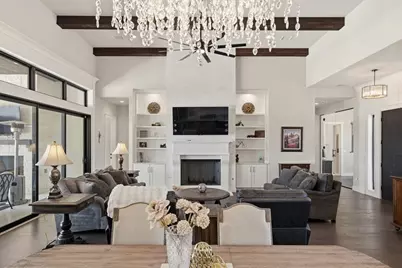 1051 N Cattlemans Crossing Dr, Kerrville, TX 78028 - Photo 3