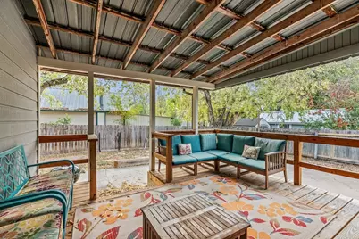 207 S Cherry St, Fredericksburg, TX 78624 - Photo 33