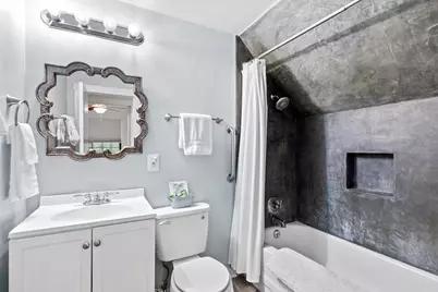 207 S Cherry St, Fredericksburg, TX 78624 - Photo 15