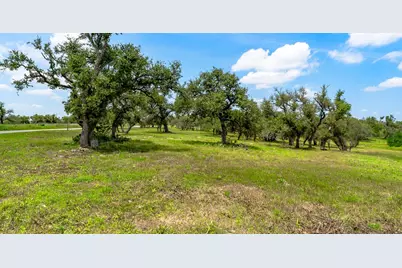 676 Lago Vista Dr, Fredericksburg, TX 78624 - Photo 5