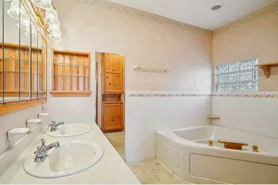 230 S Cade Loop, Ingram, TX 78025 - Photo 15