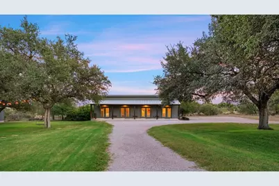 746 Trail Rock Dr, Johnson City, TX 78636 - Photo 23