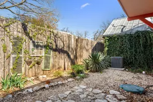 308 Cottonwood St, Fredericksburg, TX 78624 - Photo 33