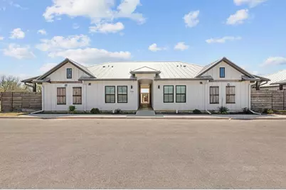 930 S Eagle St #101, Fredericksburg, TX 78624 - Photo 1