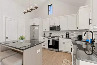 930 S Eagle St #101, Fredericksburg, TX 78624 - Photo 11