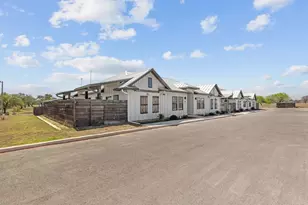 930 S Eagle St, Fredericksburg, TX 78624 - Photo 25