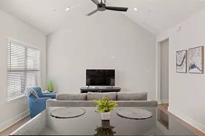 930 S Eagle St #101, Fredericksburg, TX 78624 - Photo 13