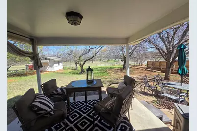 106 Broadmoor St, Fredericksburg, TX 78624 - Photo 19